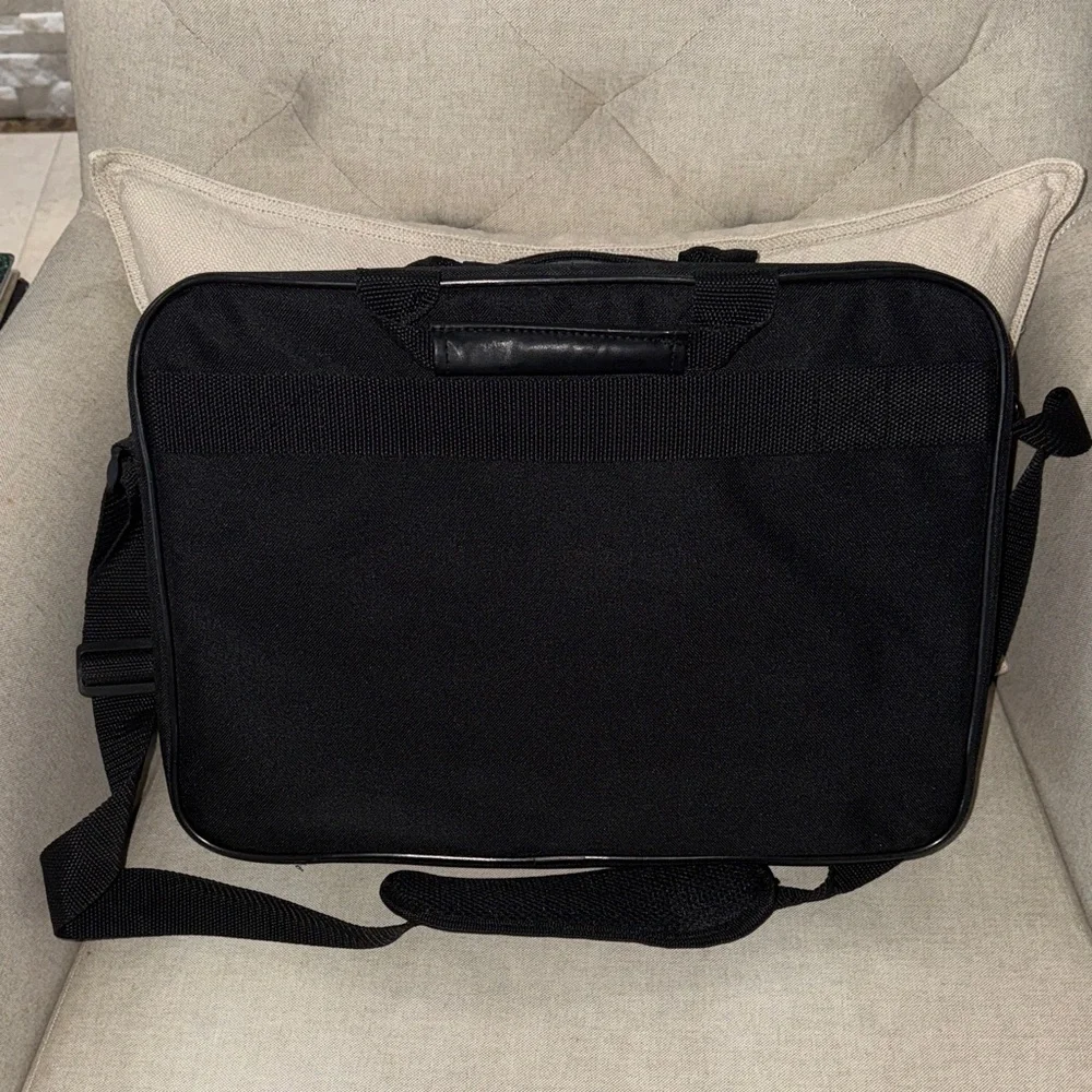 HP Classic Black Laptop Bag for Men